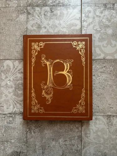 Coleção de Bíblias Sagradas Vol.1 ao Vol.8 completo ano 1965