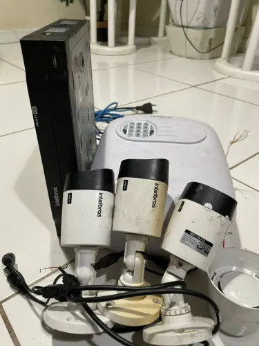 Central alarme Intelbrás