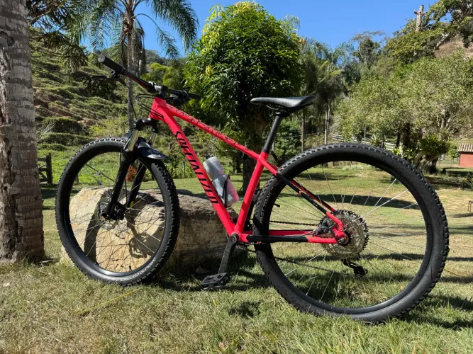 Bicicleta Specialized Feminina (Tam. S) ? Aro 29 ? R$ 3.200