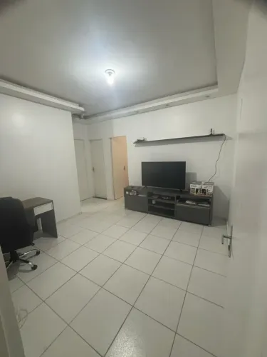 Apartamento no condomínio Safira Park com 2 quartos em Tenoné - Belém - PA