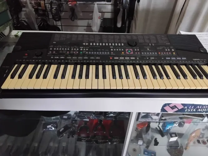 Teclado Yamaha PSR - 510