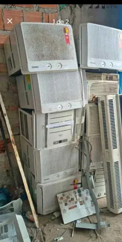 Ar condicionado de 7.500 ou 10.000 BTUs compro