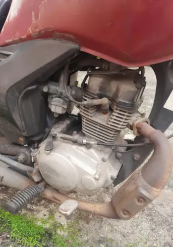125 de segunda mão,algumas coisas para resolver,motor semi novo e original?