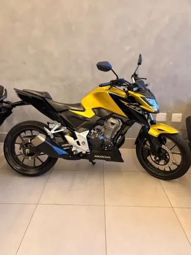 Honda CB 300F Twister Flex