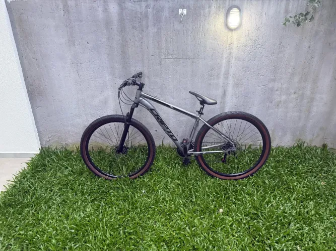 Bike Cripto Start pouquíssimo usada