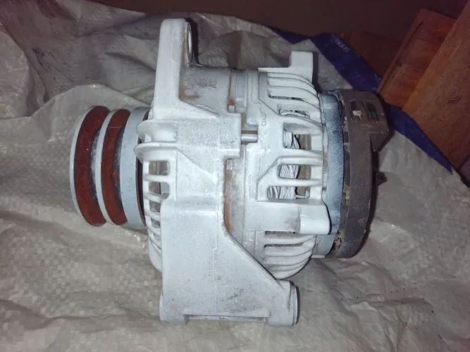 Alternador 24v..80A
