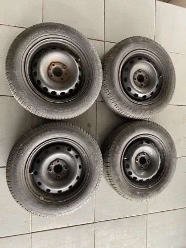 Rodas 14 Fiat de ferro palio,uno,strada,Argo,cronos + pneus