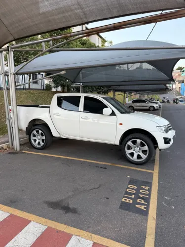 Mitsubishi L200 Triton GL 3.2 CD TB Int. Dies. Mec. 2017