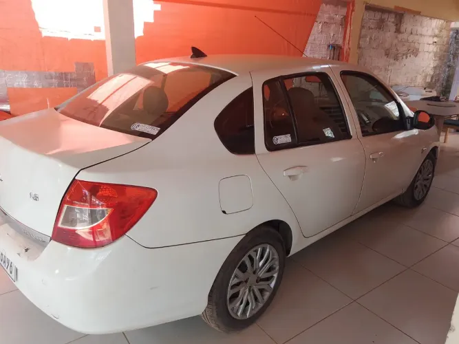 Renault Symbol Privilège Hi-flex 1.6 16V 4P 2013
