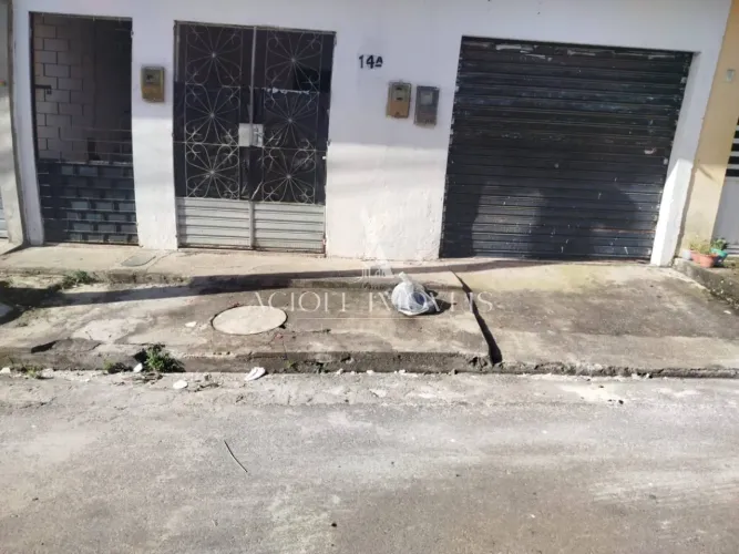 Casa a Venda (Pavimento Térreo) no bairro Santa Lúcia