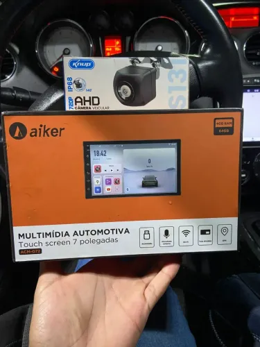 Multimídia automotiva + câmera de ré.