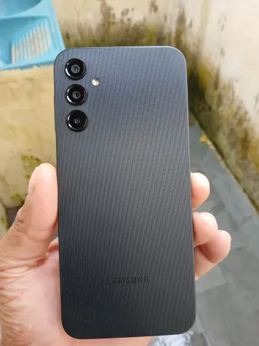 Vendo um Galaxy A 14 128gb 4G de ram Android 15,tela 6,6" bem conservado cor preto,