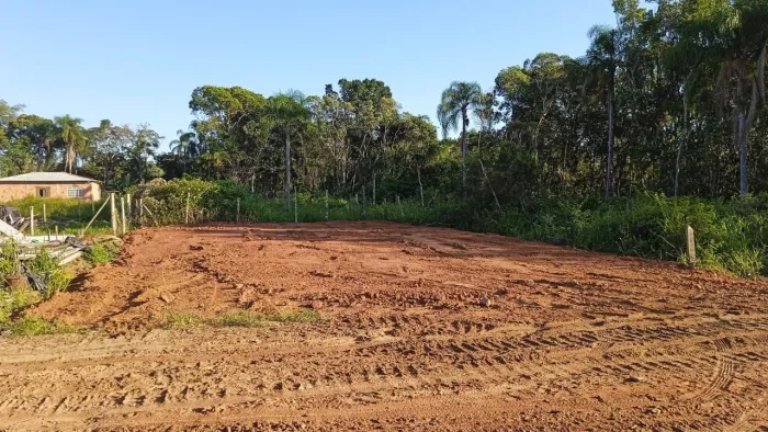 Troco terreno em piçarras por terreno em Ubatuba ou região das praias.