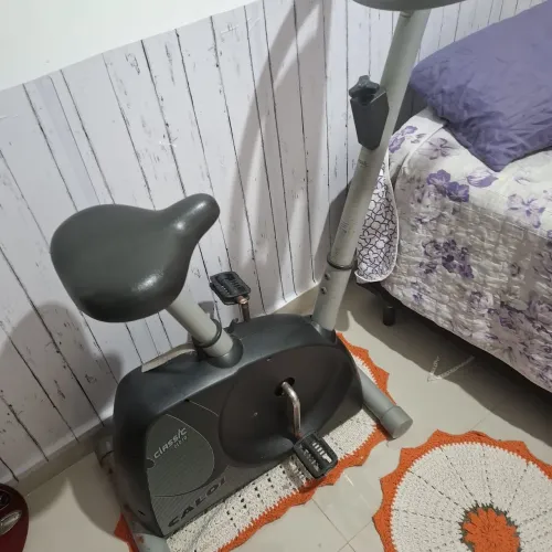 BICICLETA ERGOMÉTRICA