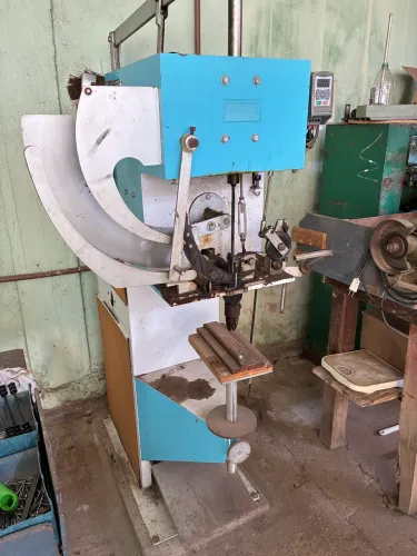 Tufadeira fabricação vassouras
