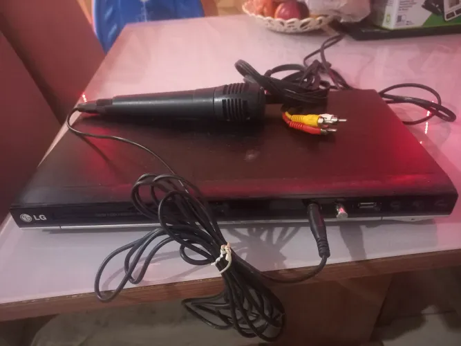 DVD LG pen-drive micro fone