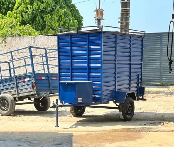 Reboque reforçado