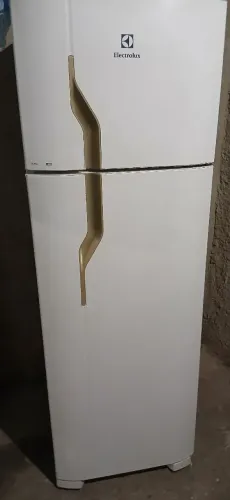 Vende se geladeira Electrolux 350L Desgelo Seco 110v entrego 