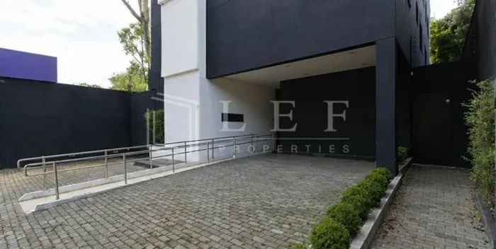 Prédio Comercial - Cidade Jardim