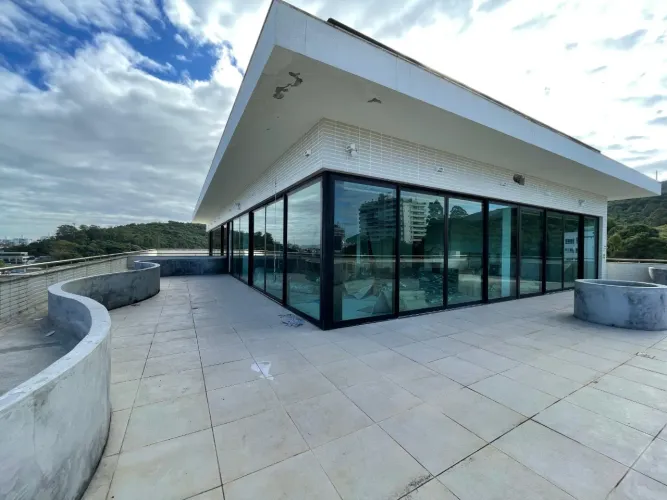 João Paulo | Sala comercial com 338m² privativos e 3 vagas de garagem