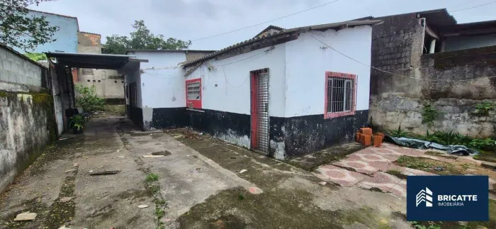 Casa à venda, 2 quartos, 4 vagas, Jardim Sabaúna - Itanhaém/SP