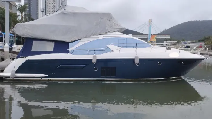 Azimut 560 Fly - 2018 x2 Volvo D11 750 HP ñ Intermarine Sessa Sessa Real Phantom Triton 