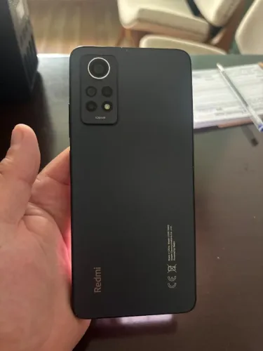 Celular sem detalhes de uso !!!