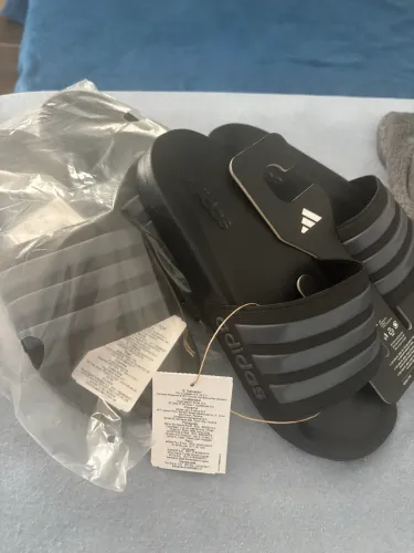 Vendo Adilette