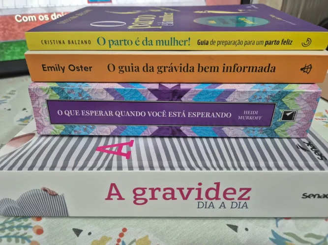 Livros gravidez - O que esperar qnd esta esperando, guia da gravida, gravidez dia a dia