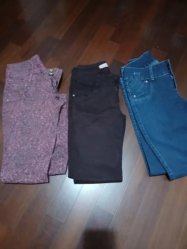 Lote de calça jeans fem