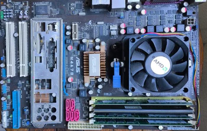 Placa mãe AM2 completo processador phenom3 e 8gb de memória ram ddr2