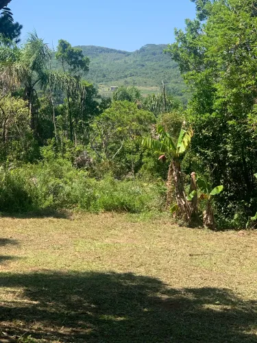 Terreno em lugar alto, lindos, na Borussia!