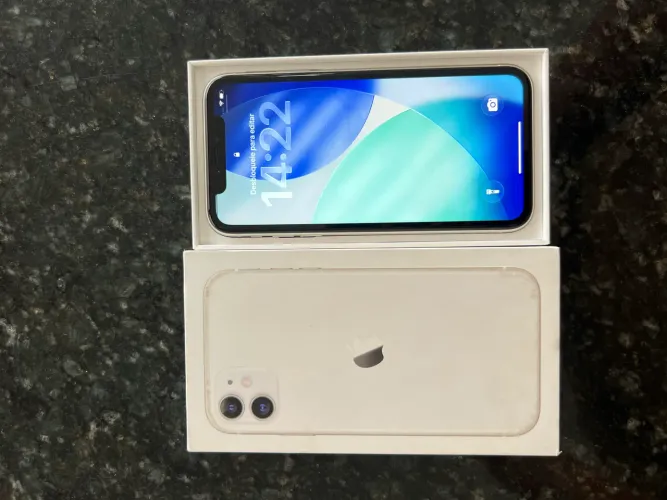 iPhone 11 64gb todo original com caixa e carregador