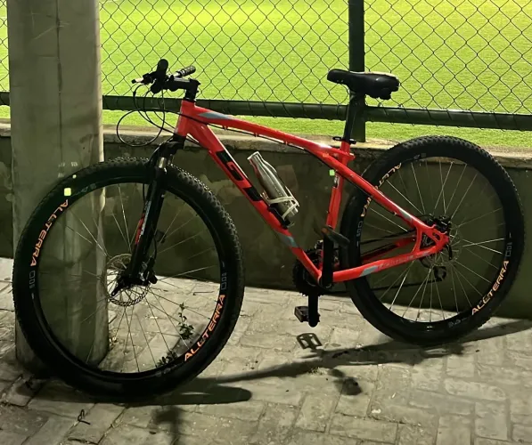 VENDO Mountain Bike GT Timberline Expert - Aro 29 Freios hidráulicos 