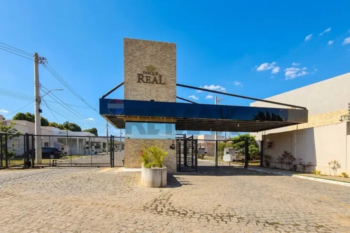 Casa térrea com 2 quartos no Condomínio Parque Real, Tomba - Feira de Santana - BA