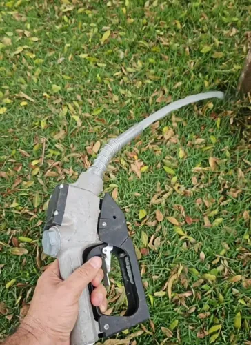 Torneira de bico de combustível ? artesanal 