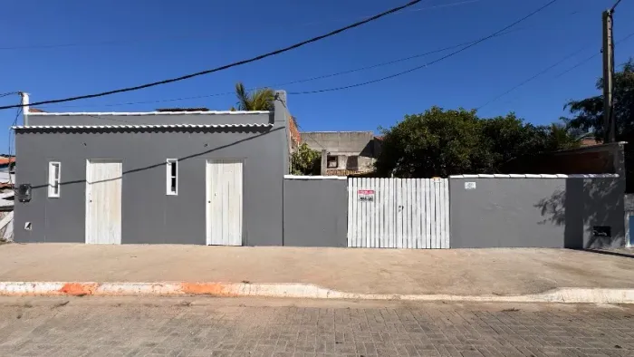 Vendo Casa em Figueira - RJ
