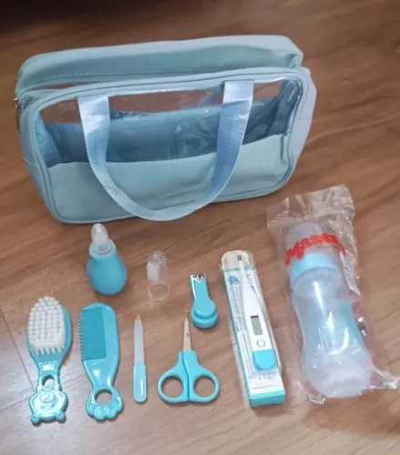 Kit Higiene Para Recém Nascido Bebê Com 9 Peças E Necessaire Cor Azul