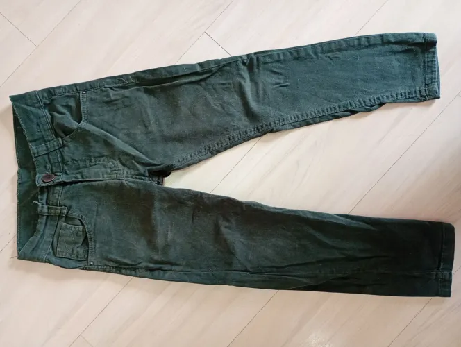 Calça jeans infantil verde tamanho 6