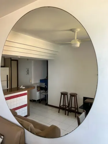 Espelho Oval quase 2 metros. Oportunidade!