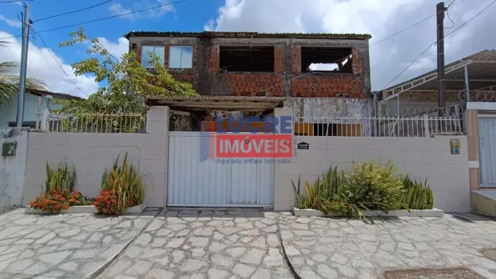 Casa com 4 Quartos (2 Suítes) no José Américo