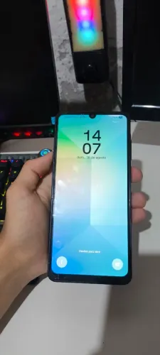 Celular a06 com película (conservado). 128gb
