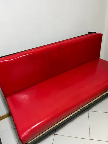 Vendo banco baú de 3 lugares 