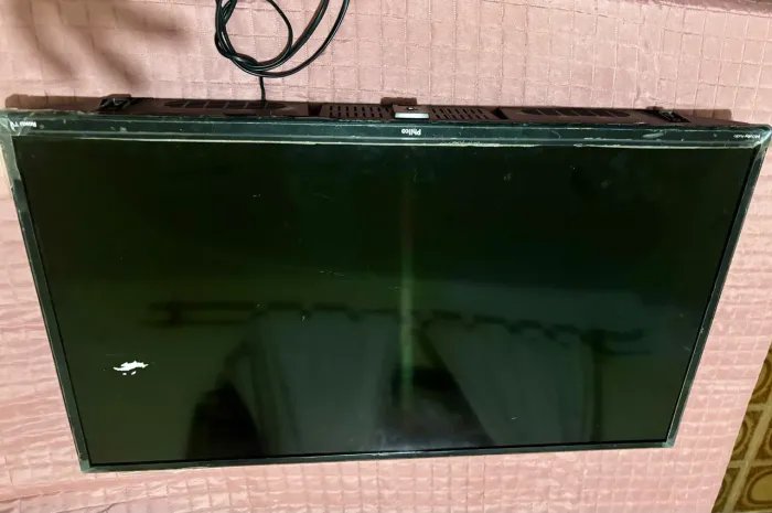 Televisão Philco Roku 32? (danificada)