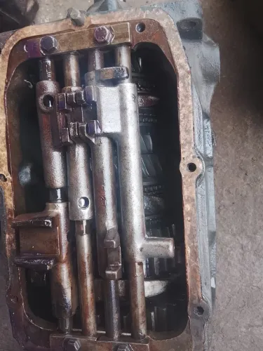 Caixa de câmbio funcionando  3g 60 mb Mercedes  2500 valor