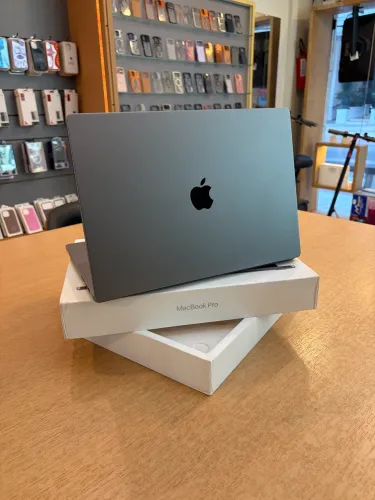 MacBook M2 Pro 16Gb 512ssd Tela 16