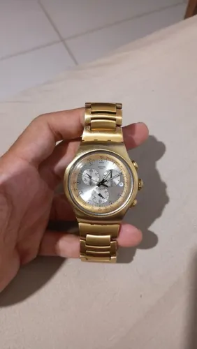Swatch cara branca 