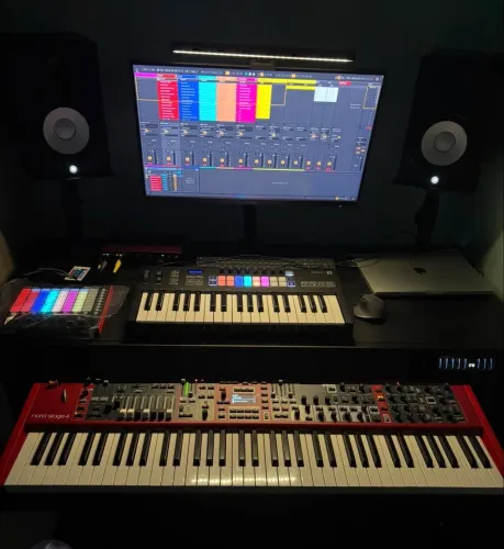 Nord Stage 4 HA 73