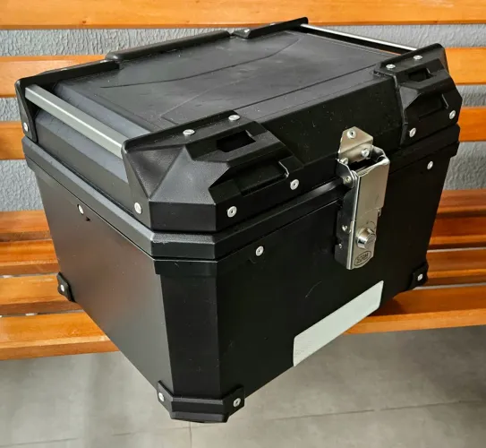 Baú Bauleto Superior Preto Fosco - 42L SCAM ECONOMY