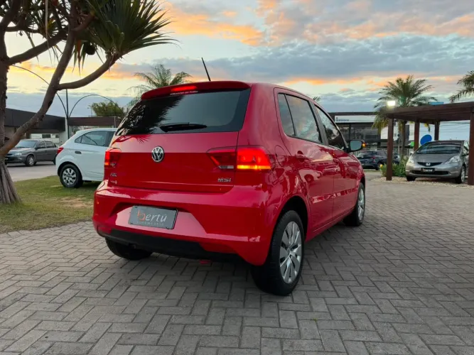 Volkswagen Voyage Trend 1.6 MI Total Flex 8V 4P 2016